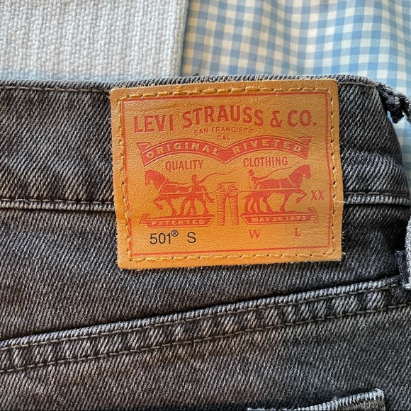 Black Levi’s jeans size 29 - Picture 4 of 6